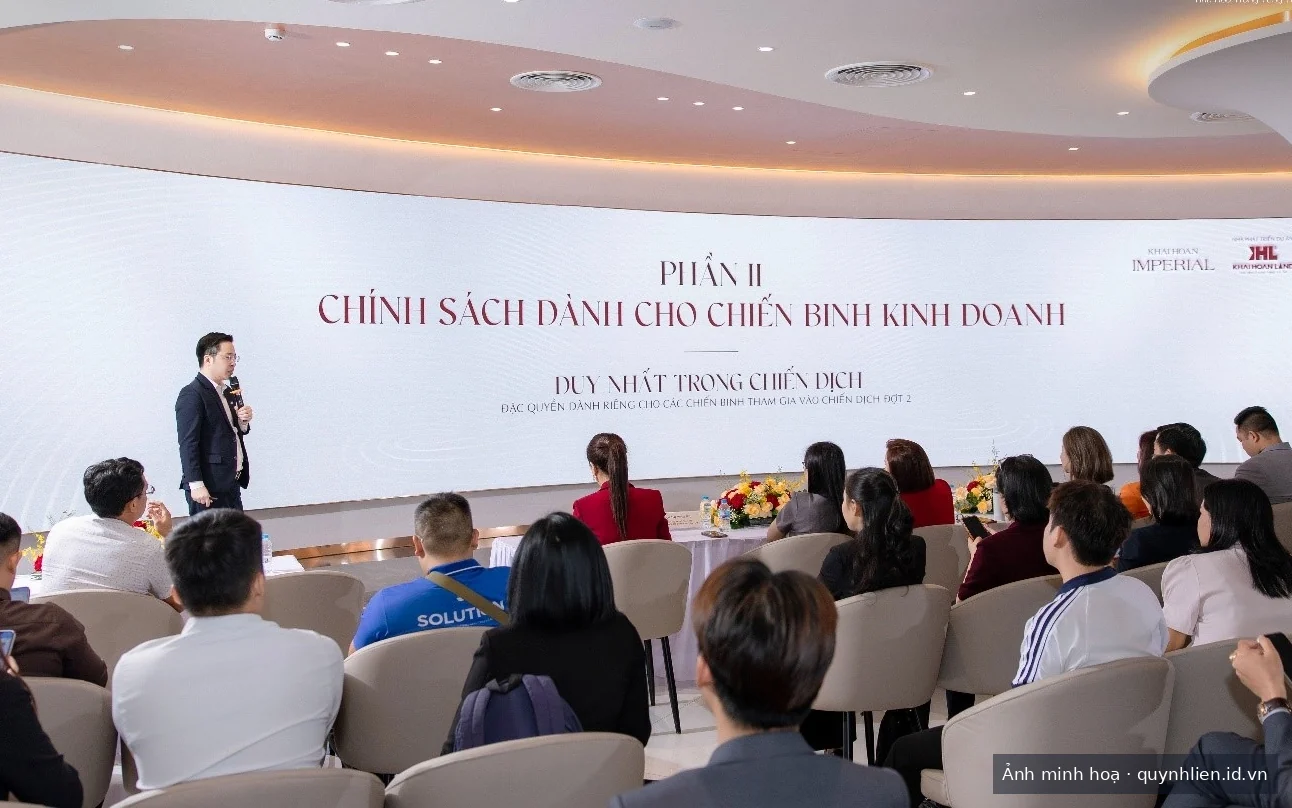 Đại diện Khải Hoàn Land công bố nhóm đặc quyền của Signature Edition